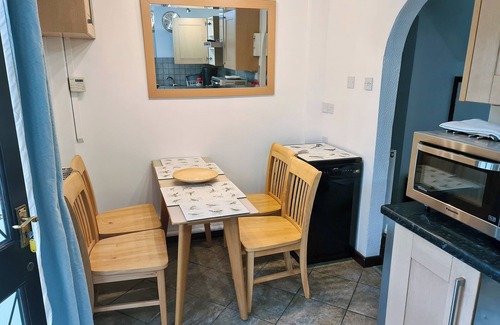Conwy Cottage | 2 bedroom accommodation in Rowen, near Conwy