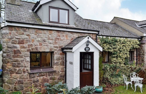 Conwy Cottage | 2 bedroom accommodation in Rowen, near Conwy