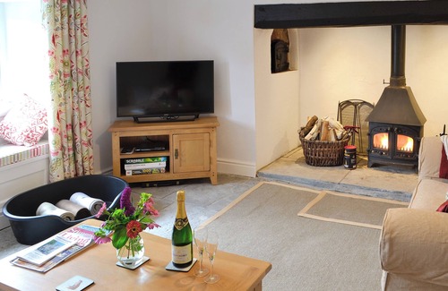 Ilton Cottage | 2 bedroom accommodation in Bickenhall, near Taunton