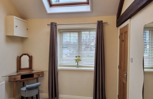 Tholthorpe Cottage | 2 bedroom accommodation in Tholthorpe, near York