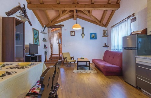 Karojba House | 2 bedroom amazing home in Kamena Vas