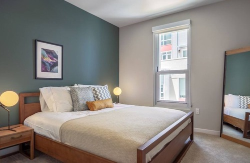 South of Market Apartment | 2 Bedroom Apartment L-466410 by Houzlet
