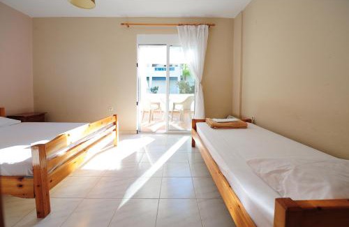 Siviri Apartment | 2 Bedroom Apartment 50 Meters from the Beach