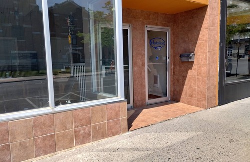 Durham Region Apartment | 2 BEDROOM APARTMENT, bright and peacefull for a pleasant stay.