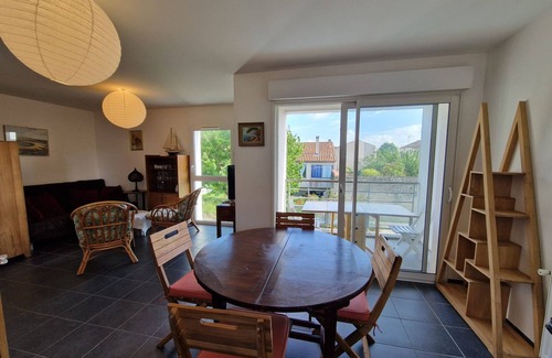 Angoulins Apartment | 2-Bedroom Apartment for 5 in Angoulins sur Mer with Private Parking