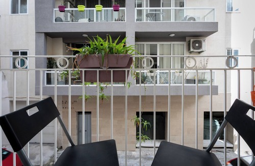 Gzira Apartment | 2-bedroom apartment in Gżira with AC