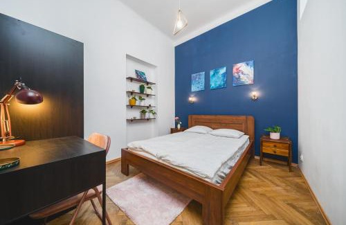 Stare Miasto Apartment | 2 Bedroom Apartment Next To The Main Railway Station - by Upstairs