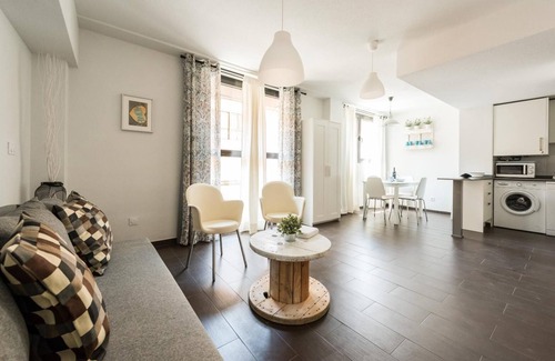 La Latina Apartment | 2 bedroom apartment with wifi