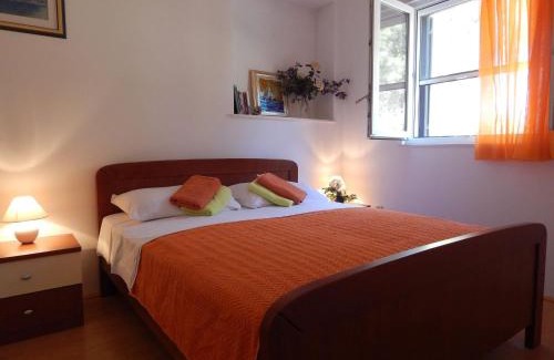 Cove Osibova (Milna) Apartment | 2 bedroom apartment with terrace