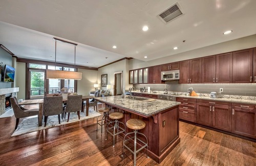 Truckee Condo | 2 Bedroom at Constellation Residences by RedAwning