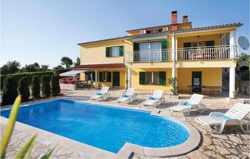 Nedescina House | 2 Bedroom Awesome Apartment In Labin