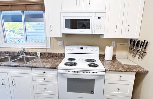 Okanagan-Similkameen Apartment | 2 Bedroom Central Penticton Home