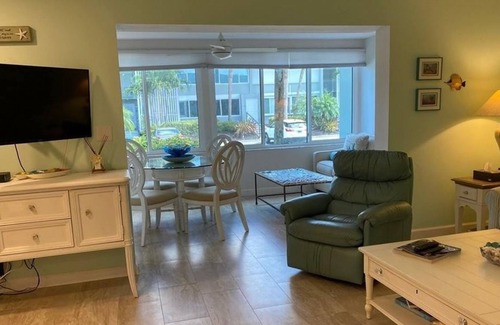 Coquina Sands Condo | 2 Bedroom Condo 429308 by Houzlet