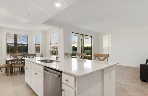 Lakewood Ranch Apartment | 2 Bedroom Condo 225438 by Houzlet