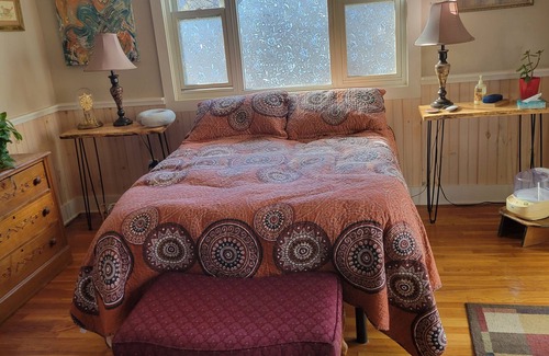 Cresaptown-Bel Air Cottage | 2-bedroom cottage 14 minutes from Downtown Cumberland Historic District