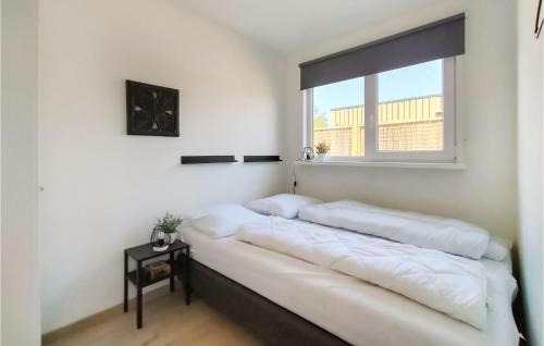 Heinkenszand House | 2 Bedroom Cozy Home In Heinkenszand