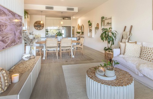 Casuarina Apartment | 2 Bedroom Delight in the heart of Casuarina!