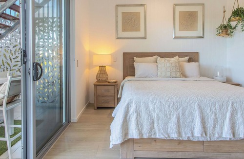 Casuarina Apartment | 2 Bedroom Delight in the heart of Casuarina!