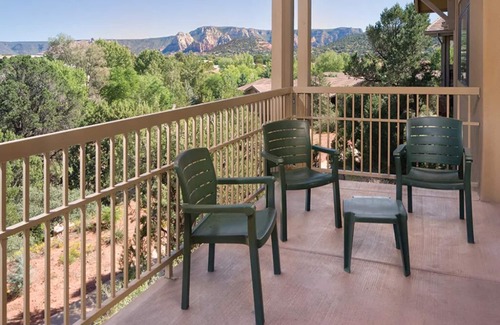 West Sedona Condo | 2 Bedroom Deluxe Condo in Sedona!