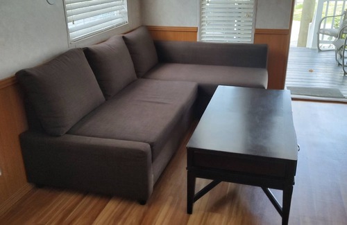 Kissimmee Resort | 2 BEDROOM DISNEY AREA VACATION RENTAL IN AWARD WINNING "MILL CREEK RESORT"