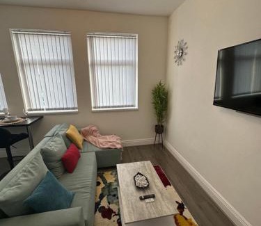 Manchester Apartment | 2 bedroom flat close to Manchester City, Manchester City stadium and Coop Arena
