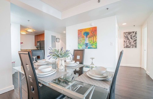 Downtown West Apartment | 2 Bedroom Fully Furnished Apartment in Baltimore Downtown