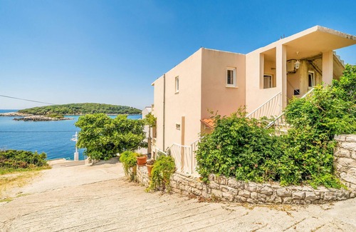 Molunat Apartment | 2 bedroom gorgeous apartment in Gruda