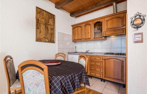 Ika Apartment | 2 Bedroom Gorgeous Apartment In Lovran