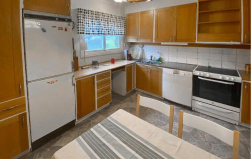 Tanum House | 2 Bedroom Gorgeous Home In Tanumshede