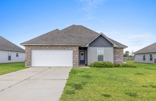 Lake Charles House | 2 Bedroom Home in Lake Charles