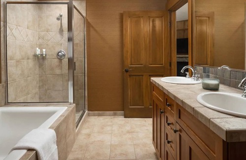Peak 9 Resort | 2 Bedroom - Hyatt Main Street Station - Full Resort Access