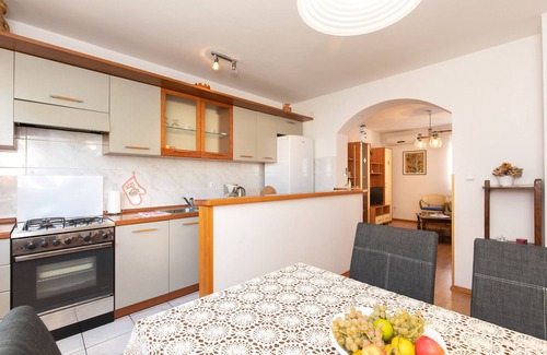 Krk Apartment | 2-bedroom Krk Apartment - Near Krk Beaches & Town!