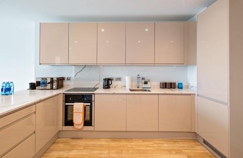 Salford Apartment | 2 bedroom Luxurious Apartment in the Manchester City.