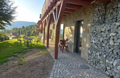 Jugow Ski Chalet | 2 - bedroom mountain chalet with sauna and hot tub