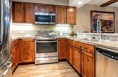 Vail Apartment | 2 Bedroom Mountain Vacation Rental in the Heart of Vail Village
