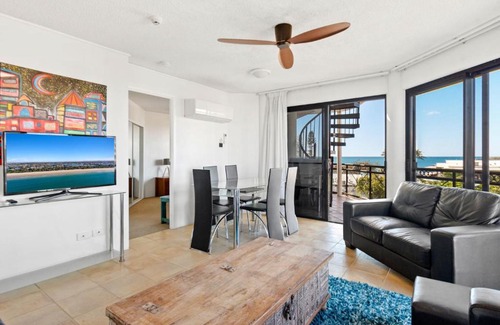Mooloolaba Apartment | 2 Bedroom Penthouse, sleeps 5 in Caribbean Resort