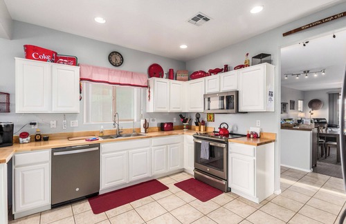 Gold Canyon House | 2 Bedroom plus Office Gem in Gold Canyon