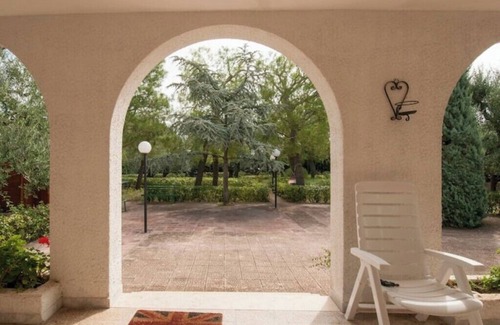 Bisceglie House | 2 bedroom private vacation home in puglia