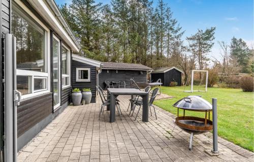 Hou House | 2 Bedroom Stunning Home In Hals