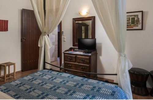 Maza Villa | 2-Bedroom Villa in Countryside by Delfus