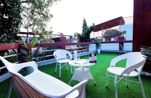 Kandiwali West House | 2 Bedroom Villa - Terrace - Chef - upto 6 people