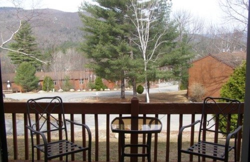 North Creek House | 2 Bedroom w/a great view and extra bedding