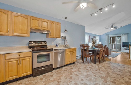 Prince Frederick House | 2 blocks from Bay! Community beach! Boat launch! Kayak! Hike! Fossil Hunt!