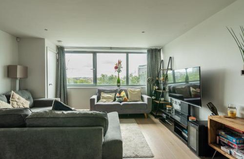 Redcliffe Apartment | 2 BR | Attractions | Hotel like