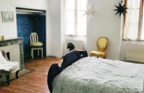 Cahors Old Town Apartment | 2 chambres 88m2 Extra centre historique Cahors vaste appartement convivial et cosy