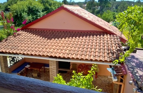 Kavos Apartment | 2 Cosy Apartments X 4-5 people on the beach in Corfu