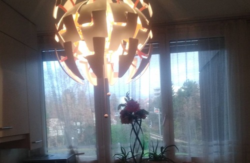 Nyon House | 2 guest rooms 10 minutes from the station