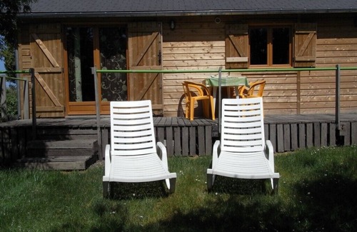 Touques House | 2 kms from the beach of Deauville, pretty chalet located in an independent park