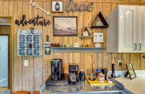 Payson House | 2 Mi to Dtwn Home with Deck and Grill in Payson