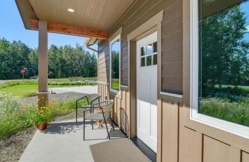 Palmer House | 2 Mi to Dtwn Palmer Custom Valley Home with Garage